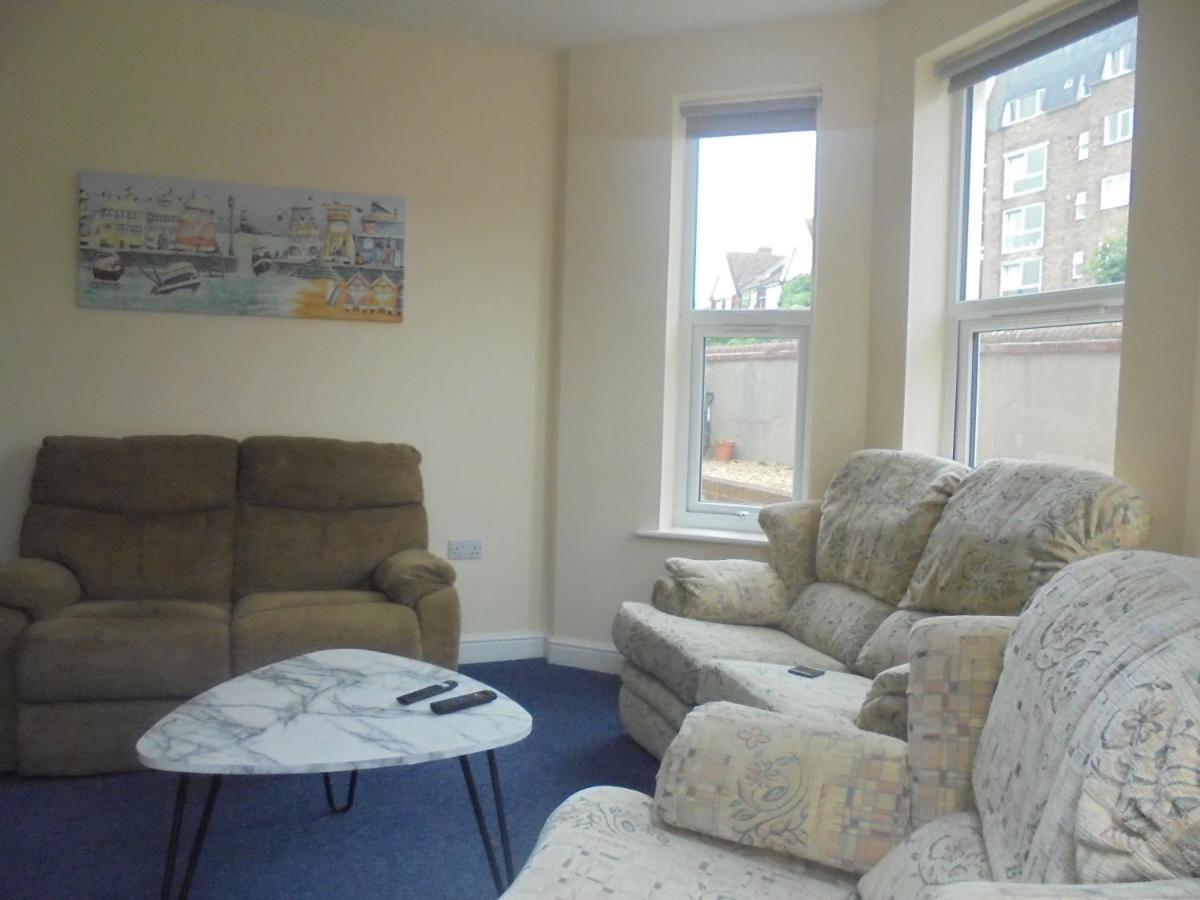 Kali Mera Eastbourne Exteriör bild