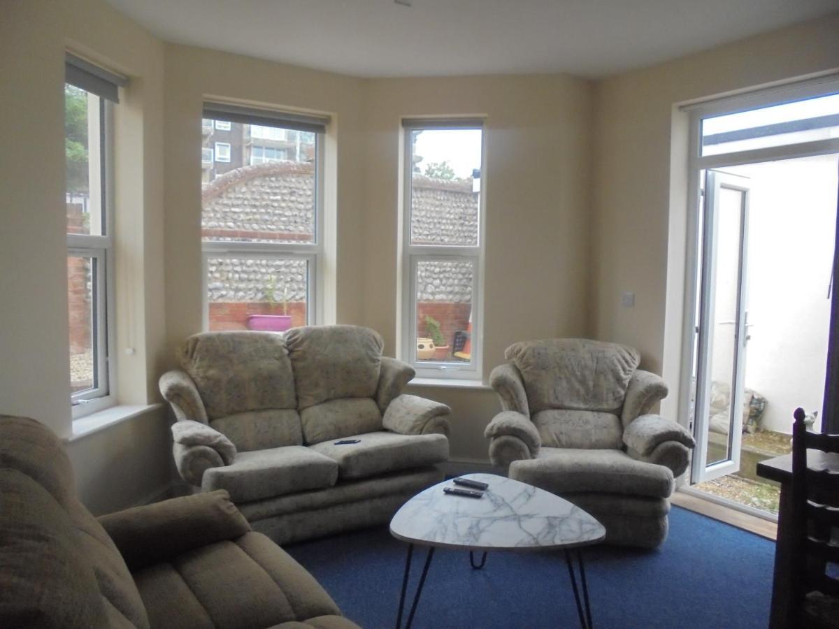 Kali Mera Eastbourne Exteriör bild
